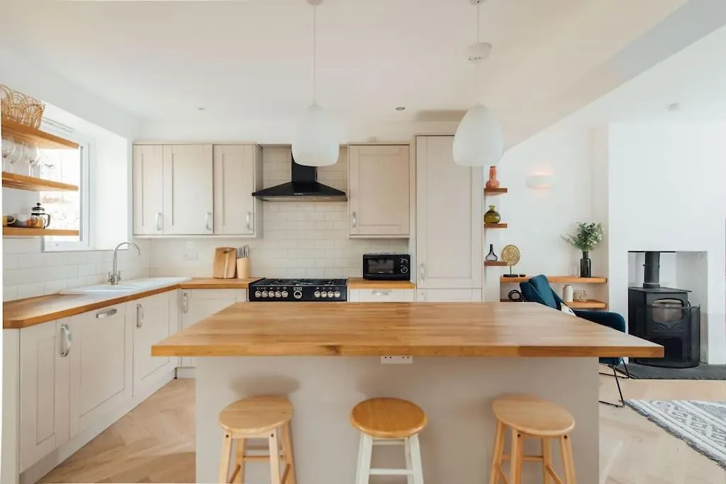 펜션 Stunning 4 Bedroom Victorian House 브라이턴 영국
